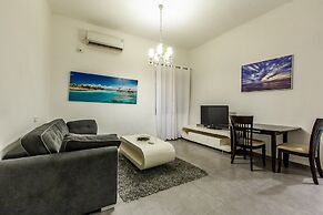 The Sea Apartments Tel Aviv by different locations