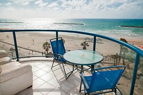 The Sea Apartments Tel Aviv by different locations