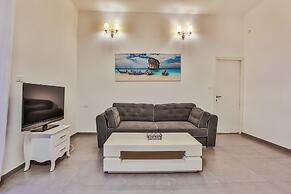 The Sea Apartments Tel Aviv by different locations