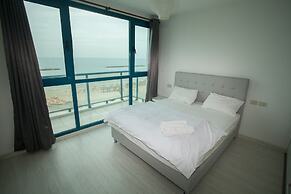 The Sea Apartments Tel Aviv by different locations