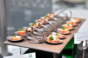 Holiday Inn Mauritius Mon Tresor by IHG