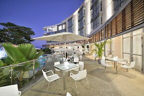Holiday Inn Mauritius Mon Tresor by IHG