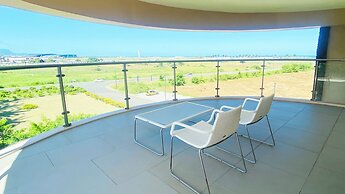 Holiday Inn Mauritius Mon Tresor by IHG