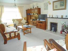 Perrymount Country Home Bed & Breakfast