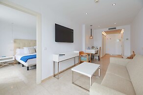 Alua Gran Camp de Mar