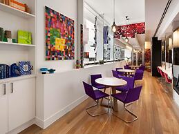 The Sebel Melbourne Docklands Hotel
