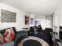 The Sebel Melbourne Docklands Hotel