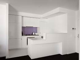 The Sebel Melbourne Docklands Hotel