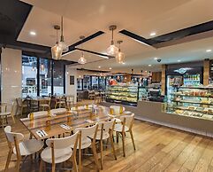 The Sebel Melbourne Docklands Hotel