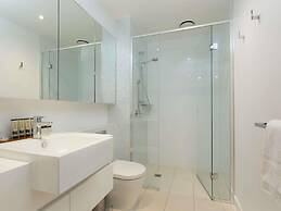 The Sebel Melbourne Docklands Hotel