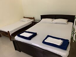 Palm Grove Service Villa