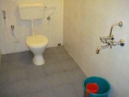 Palm Grove Service Villa