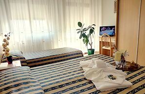 Centro Vacanze Cavallino Opera Nascimbeni