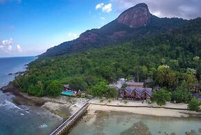 Tunamaya Beach & Spa Resort Tioman Island