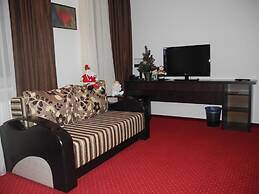 Hotel 12