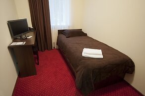 Hotel 12