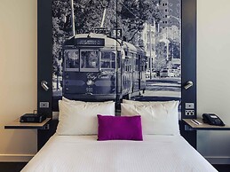 Mercure Melbourne Therry Street
