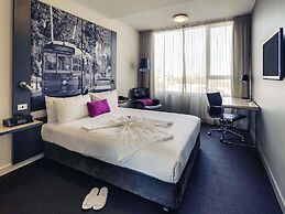 Mercure Melbourne Therry Street