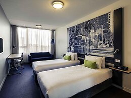 Mercure Melbourne Therry Street