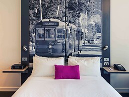 Mercure Melbourne Therry Street