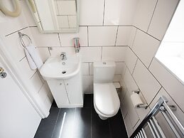 OYO London Guest House
