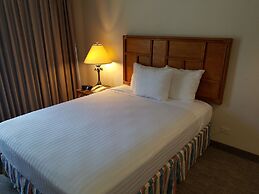 The Imperial Hawaii Resort