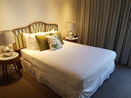 The Imperial Hawaii Resort