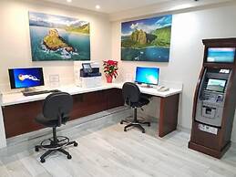 The Imperial Hawaii Resort