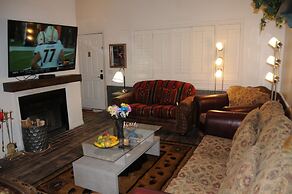 Park City Condo with 6 beds, 3 bedroom, 3 bath, 4 min to ski, 2 min to