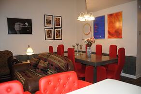 Park City Condo with 6 beds, 3 bedroom, 3 bath, 4 min to ski, 2 min to