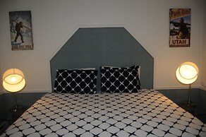 Park City Condo with 6 beds, 3 bedroom, 3 bath, 4 min to ski, 2 min to