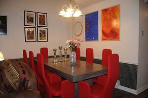 Park City Condo with 6 beds, 3 bedroom, 3 bath, 4 min to ski, 2 min to