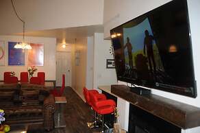 Park City Condo with 6 beds, 3 bedroom, 3 bath, 4 min to ski, 2 min to