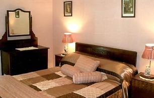 Grove Farm House B&B