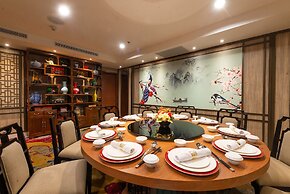 Gumaya Tower Hotel Semarang