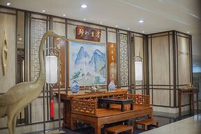 Gumaya Tower Hotel Semarang