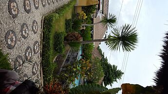 Sunset Coin Lembongan Cottage and Spa