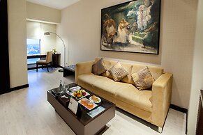 Grand Candi Hotel