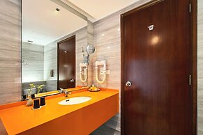 Grand Candi Hotel