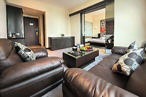 Grand Candi Hotel