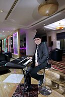 Grand Candi Hotel