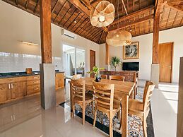 Svarna Suite Seminyak