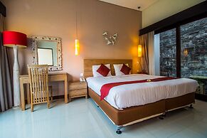 Svarna Suite Seminyak