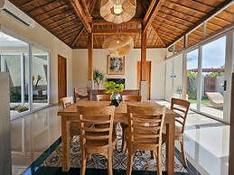 Svarna Suite Seminyak