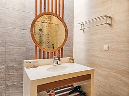 Svarna Suite Seminyak