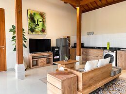 Svarna Suite Seminyak