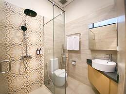 Svarna Suite Seminyak