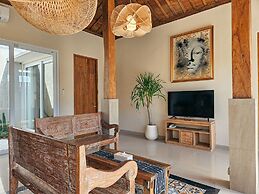 Svarna Suite Seminyak