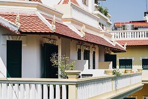 Residence Wat Damnak