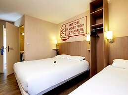 Brit Hotel Essentiel CHOLET